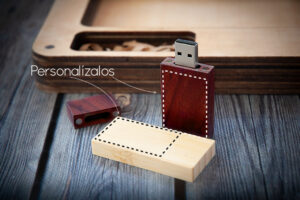 Tencolor Digital - Pendrive Madera